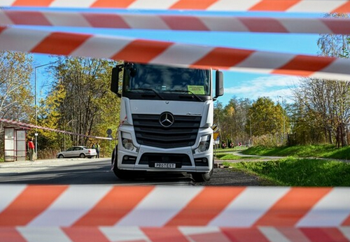  Поляки заблокували пункт пропуску "Медика-Шегині": кого стосуються обмеження 